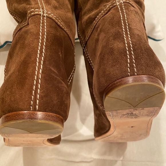 Prada flat brown suede slouchy boots size 39,5 - Picture 10 of 11